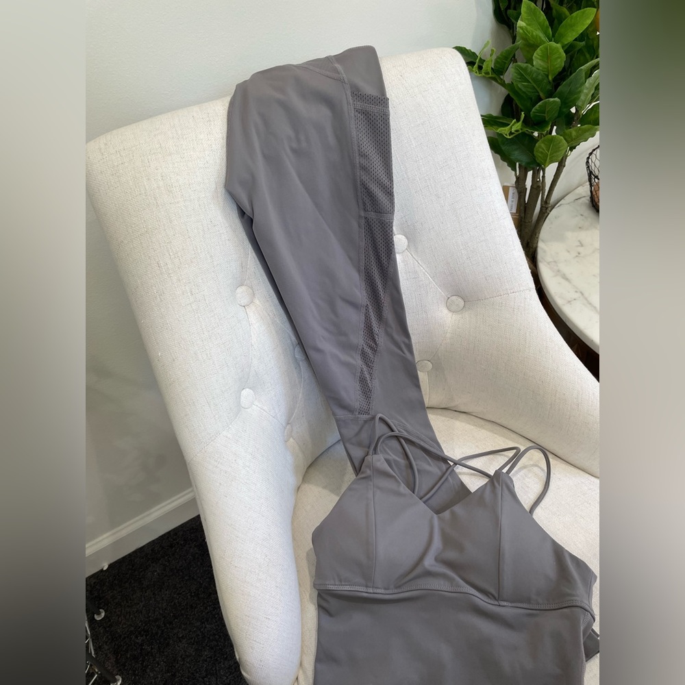 NWOT Matching Grey Legging and Sport Bra Set
